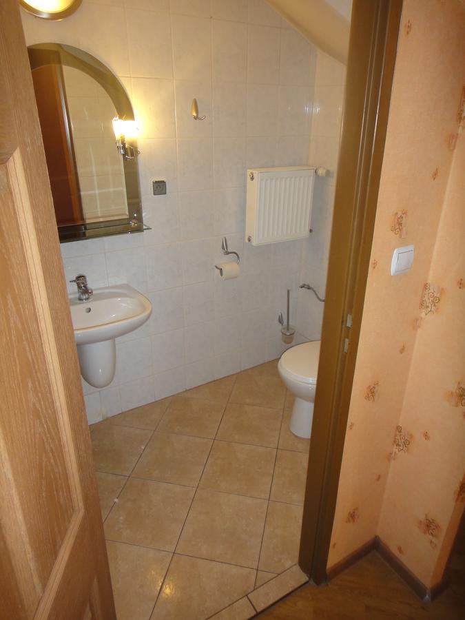 Adampol Pokoje Strumien Zimmer foto